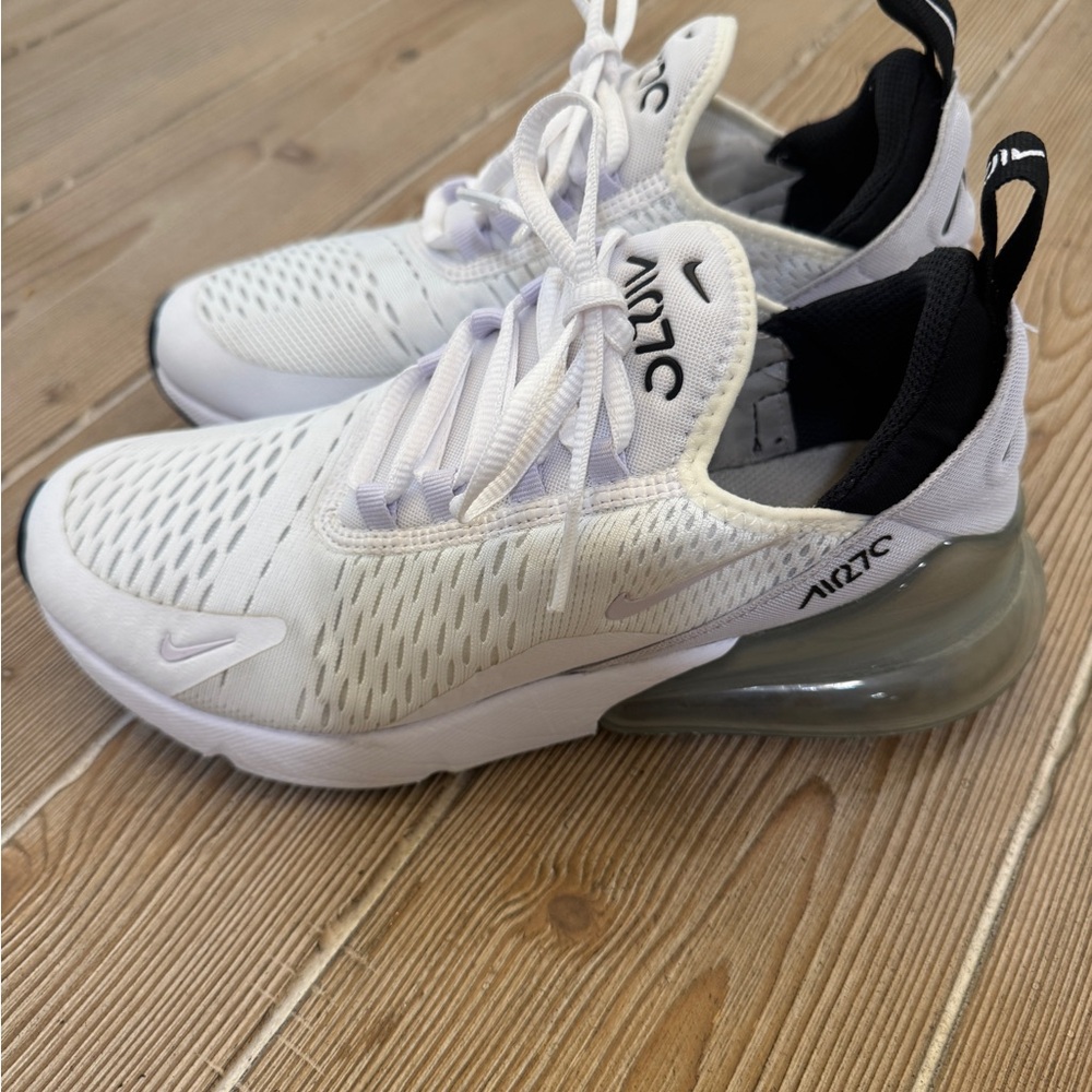 Nike Air Max 270
